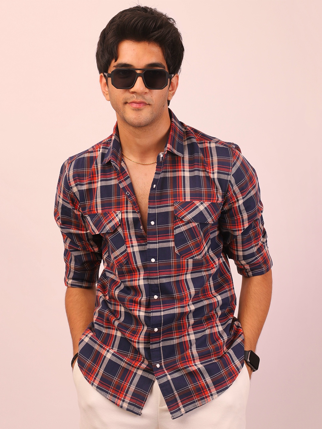 

DEZANO Classic Checked Spread Collar Regular Fit Cottton Casual Shirt, Navy blue