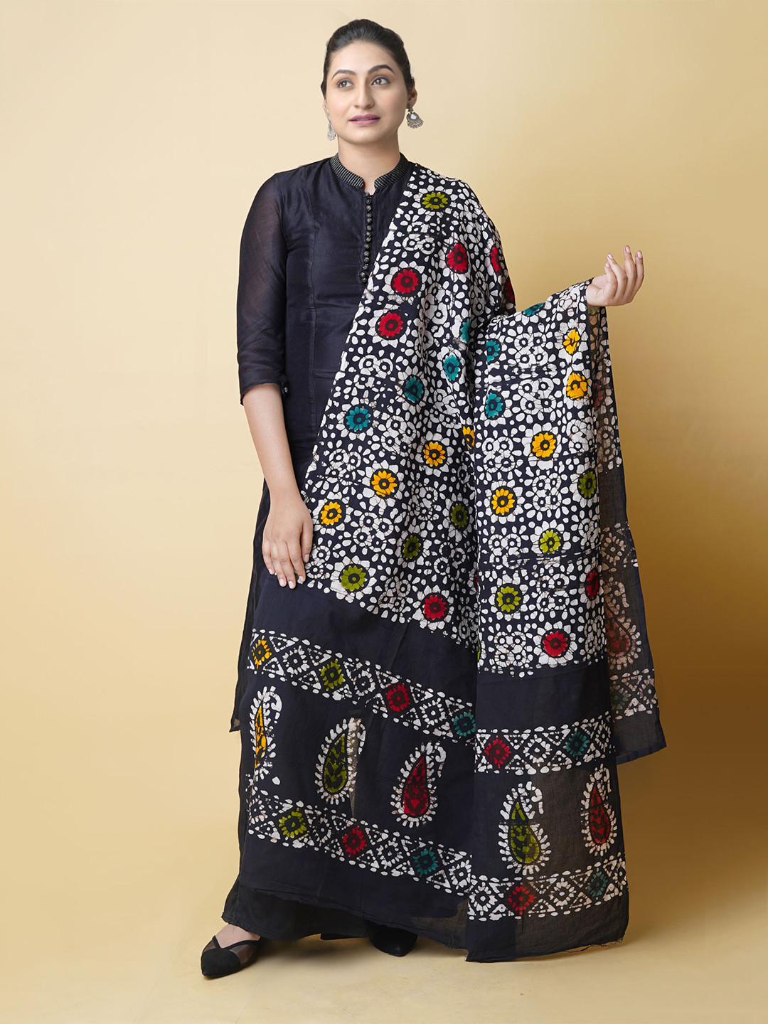 

Unnati Silks Ethnic Motifs Printed Cotton Batik Dupatta, Black