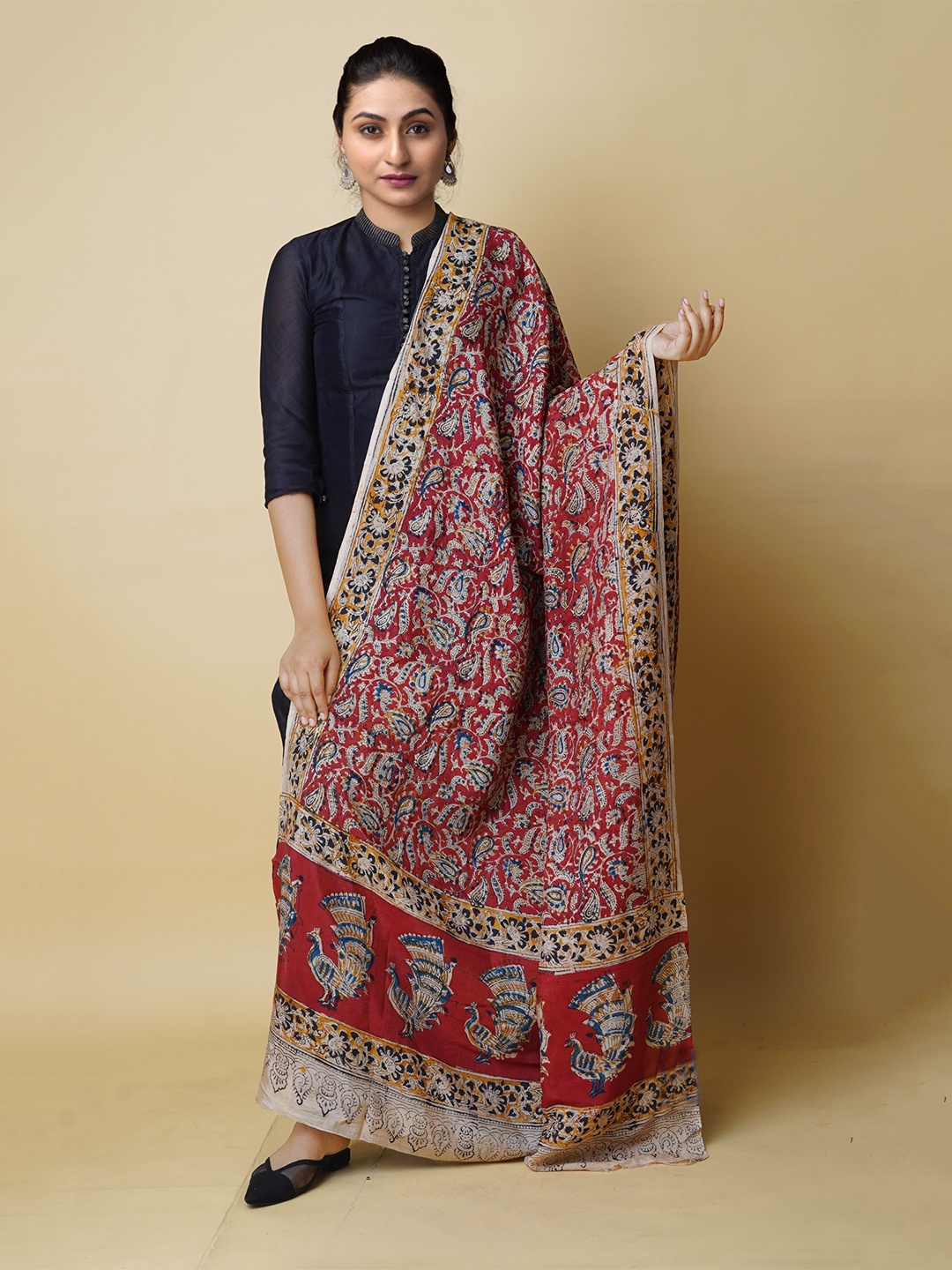 

Unnati Silks Ethnic Motifs Printed Silk Kalamkari Dupatta, Red