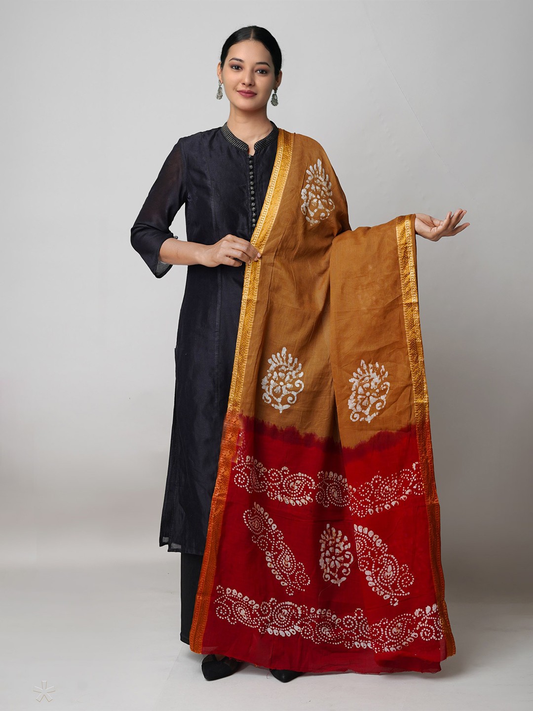 

Unnati Silks Ethnic Motifs Printed Pure Cotton Batik Dupatta, Brown
