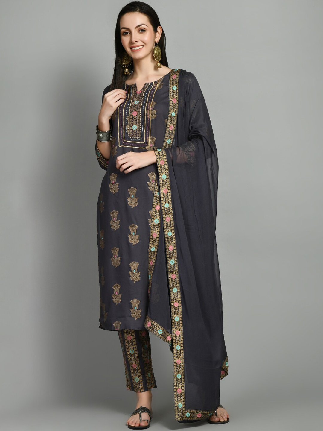 

DOISA Ethnic Motifs Printed Straight Kurta & Trouser With Dupatta, Grey