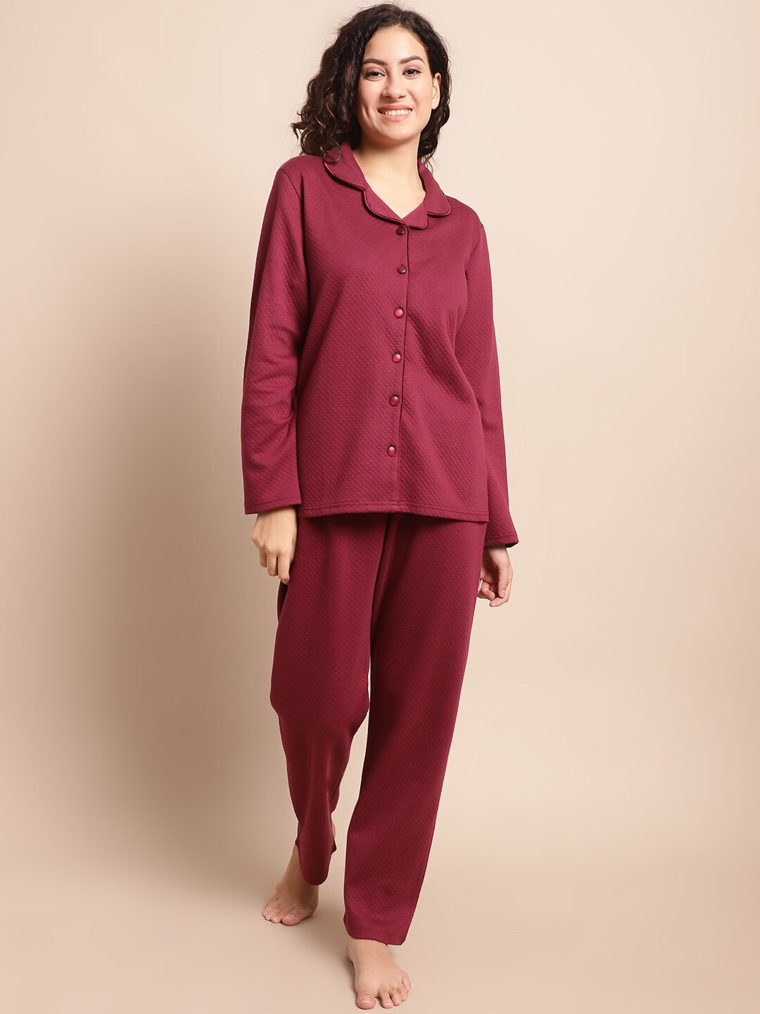 

Kanvin Lapel Collar Long Sleeves Nightsuit, Maroon