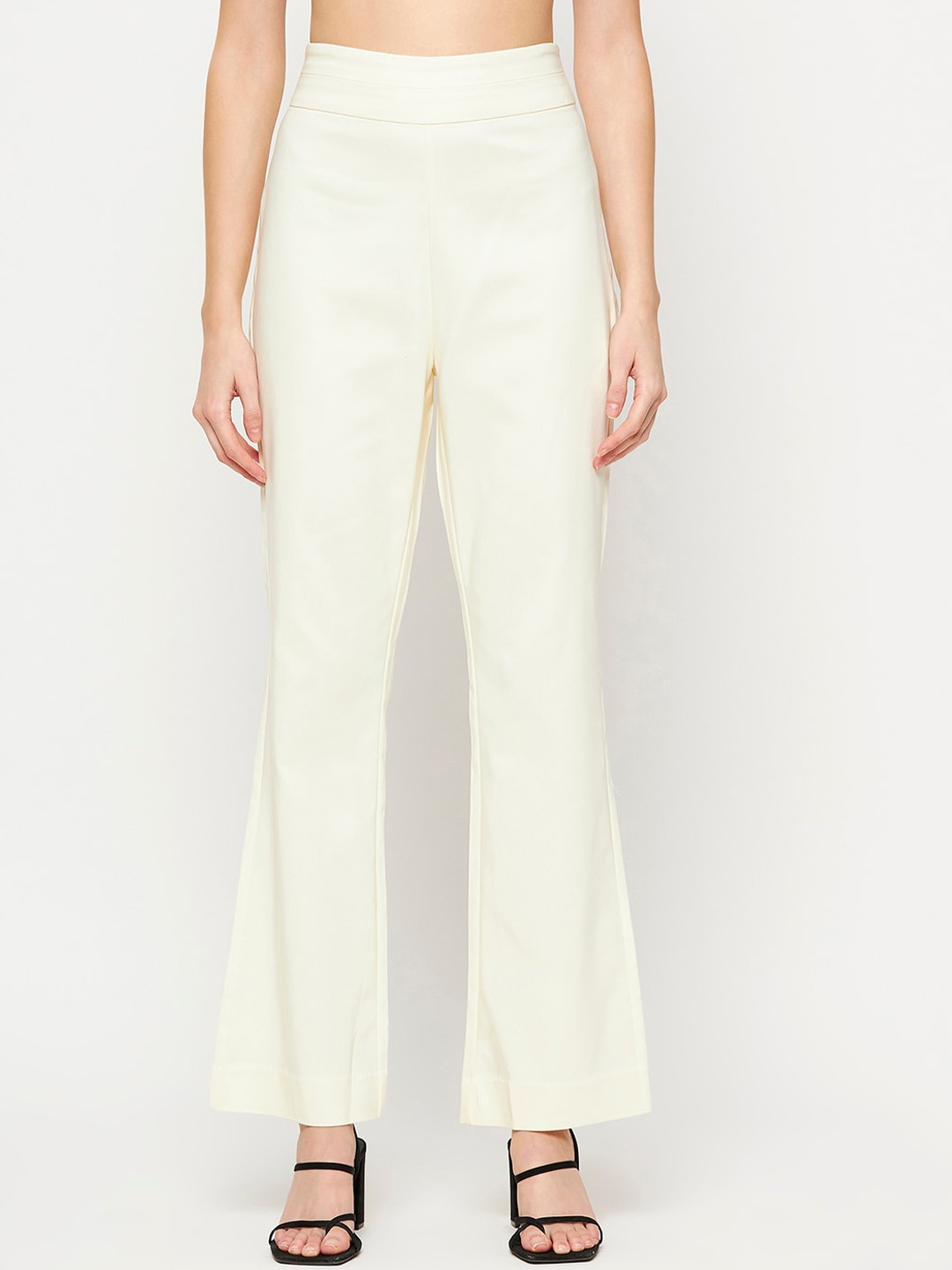 

CAMLA Women Mid-Rise Bootcut Trousers, Off white