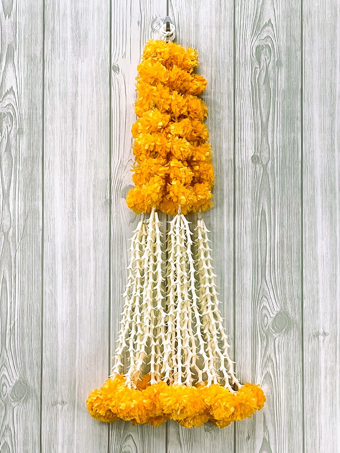 

Akaar Orange 5-Pieces Marigold Garland with Jasmine Wall Hanging Garlands