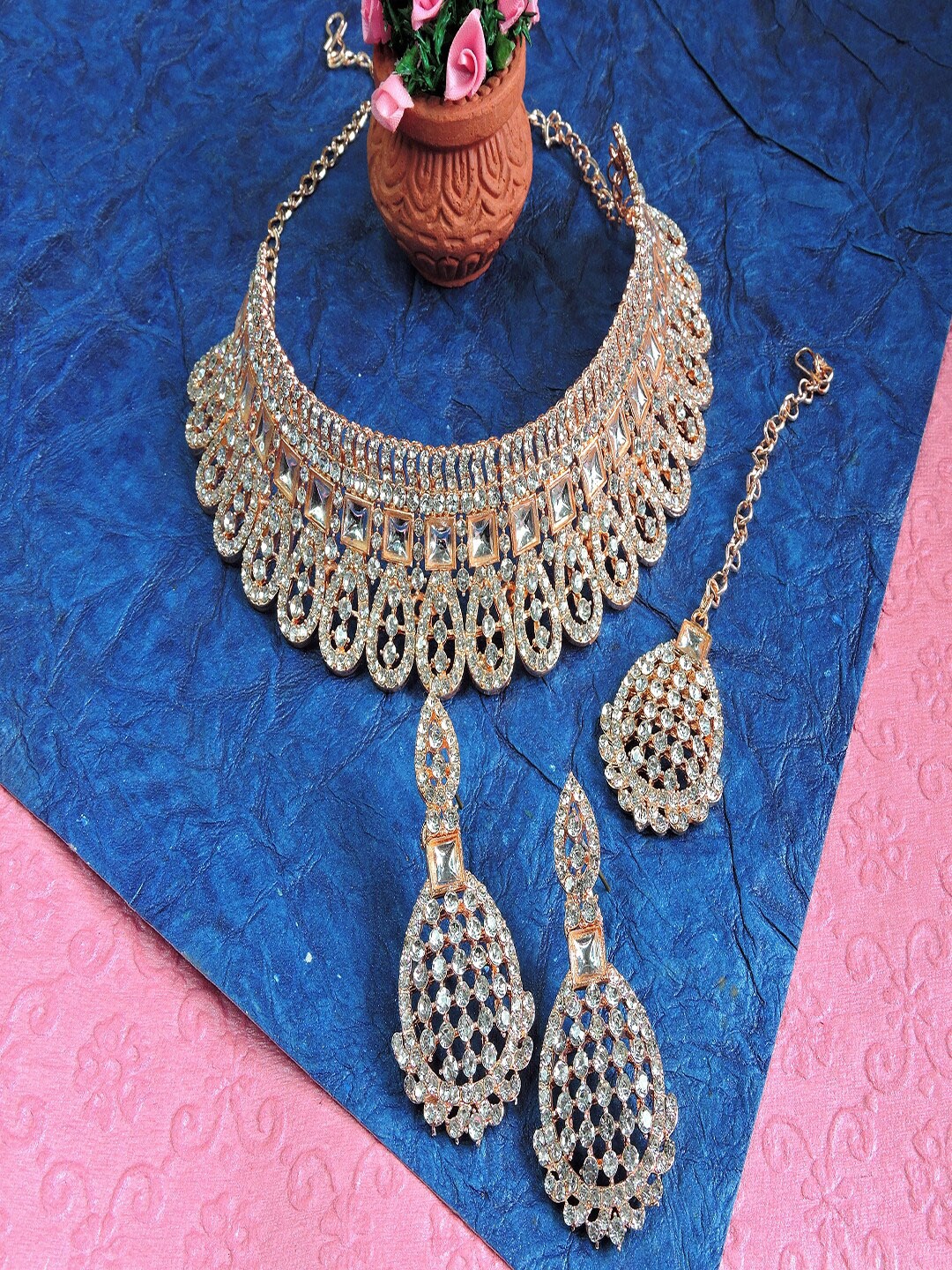 

VATSALYA creation Rose Gold-Plated Stone Studded Necklace & Earrings With Maang Tika