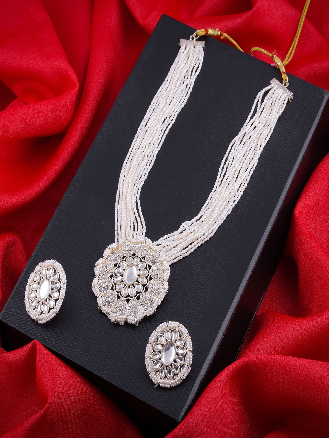 

VATSALYA creation Gold-Plated Stone-Studded & Beaded Jewellery Set
