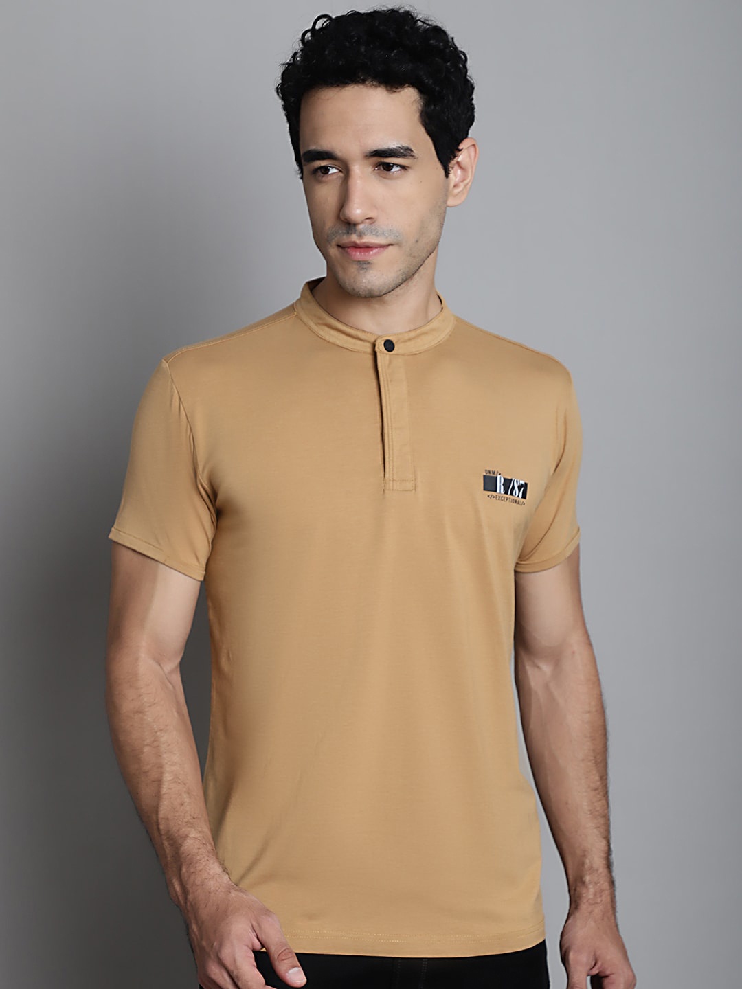 

VENITIAN Mandarin Collar Short sleeves Slim Fit T-shirt, Mustard