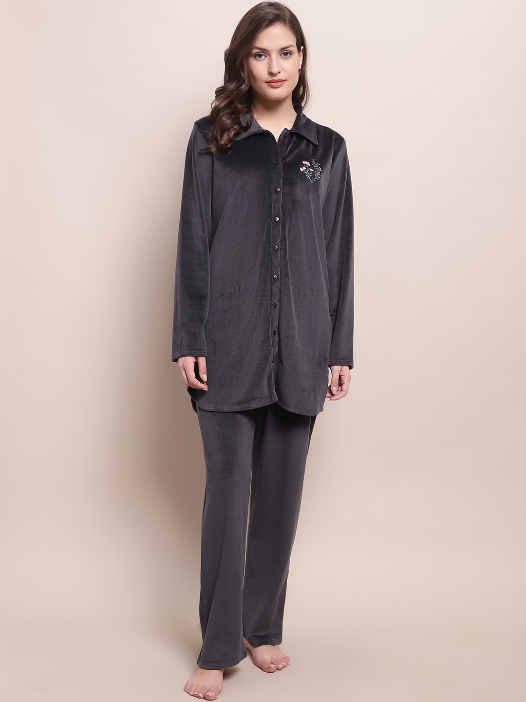 

Kanvin Floral Embroidered Shirt Collar Nightsuit, Charcoal