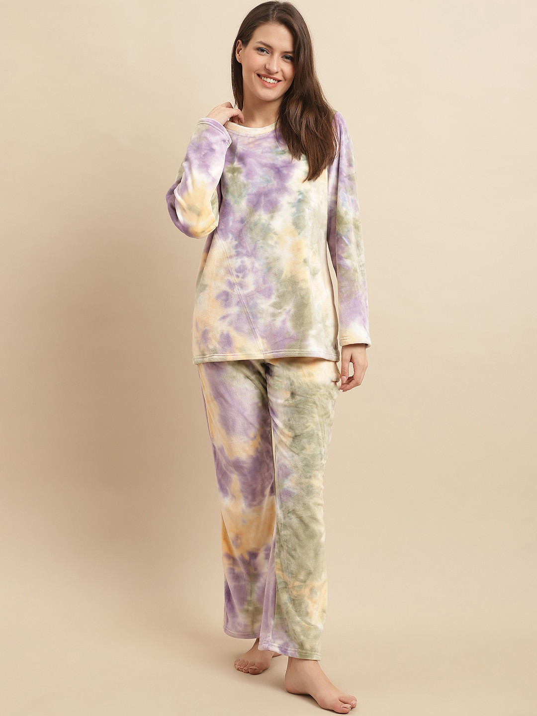 

Kanvin Purple Tie and Dyed Long Sleeves Velvet Night suit