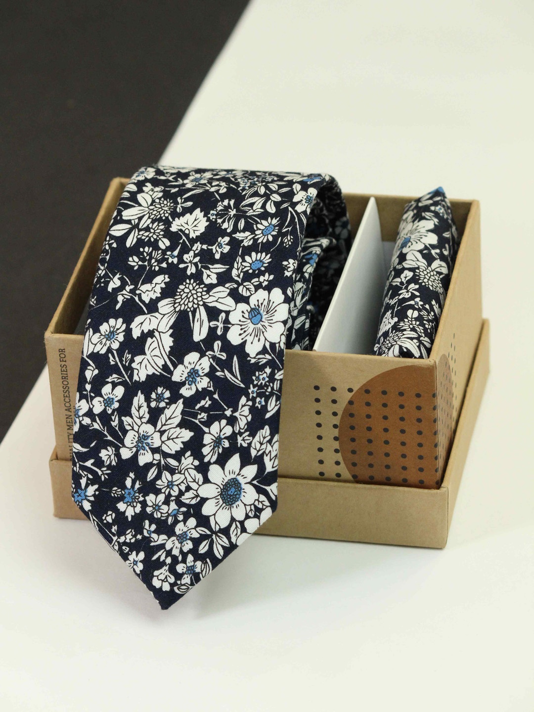 

Tossido Men Floral Printed Cotton Necktie & Pocket Square, Navy blue