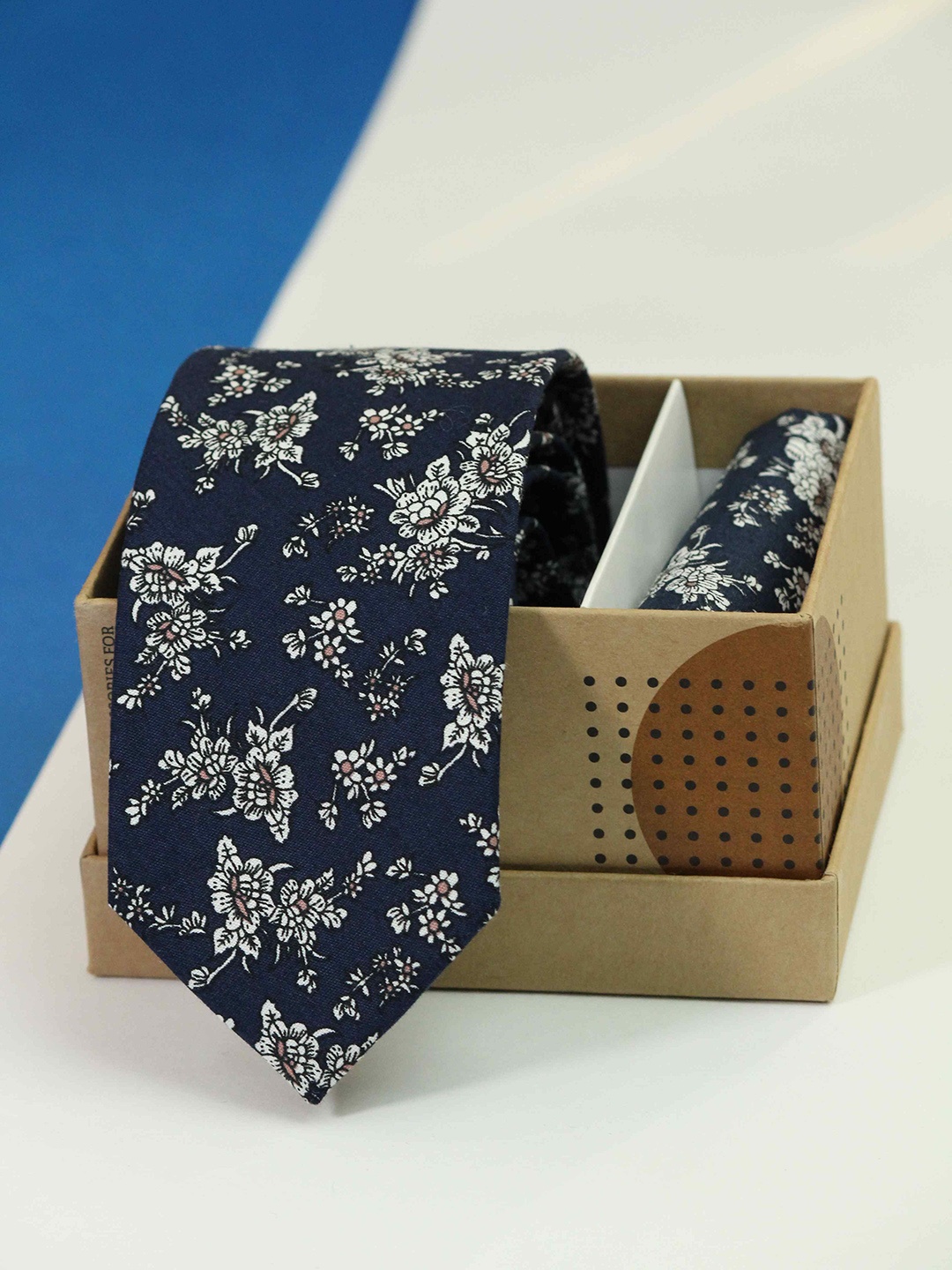 

Tossido Men Floral Printed Cotton Necktie & Pocket Square, Blue