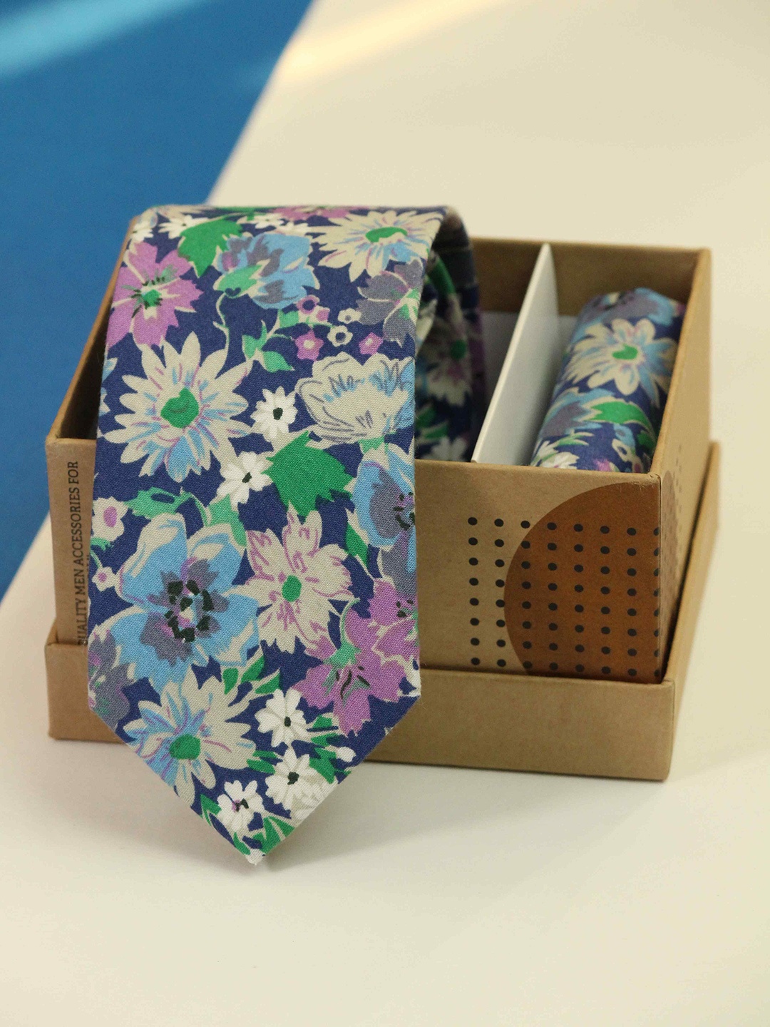 

Tossido Men Floral Printed Cotton Necktie & Pocket Square, Blue