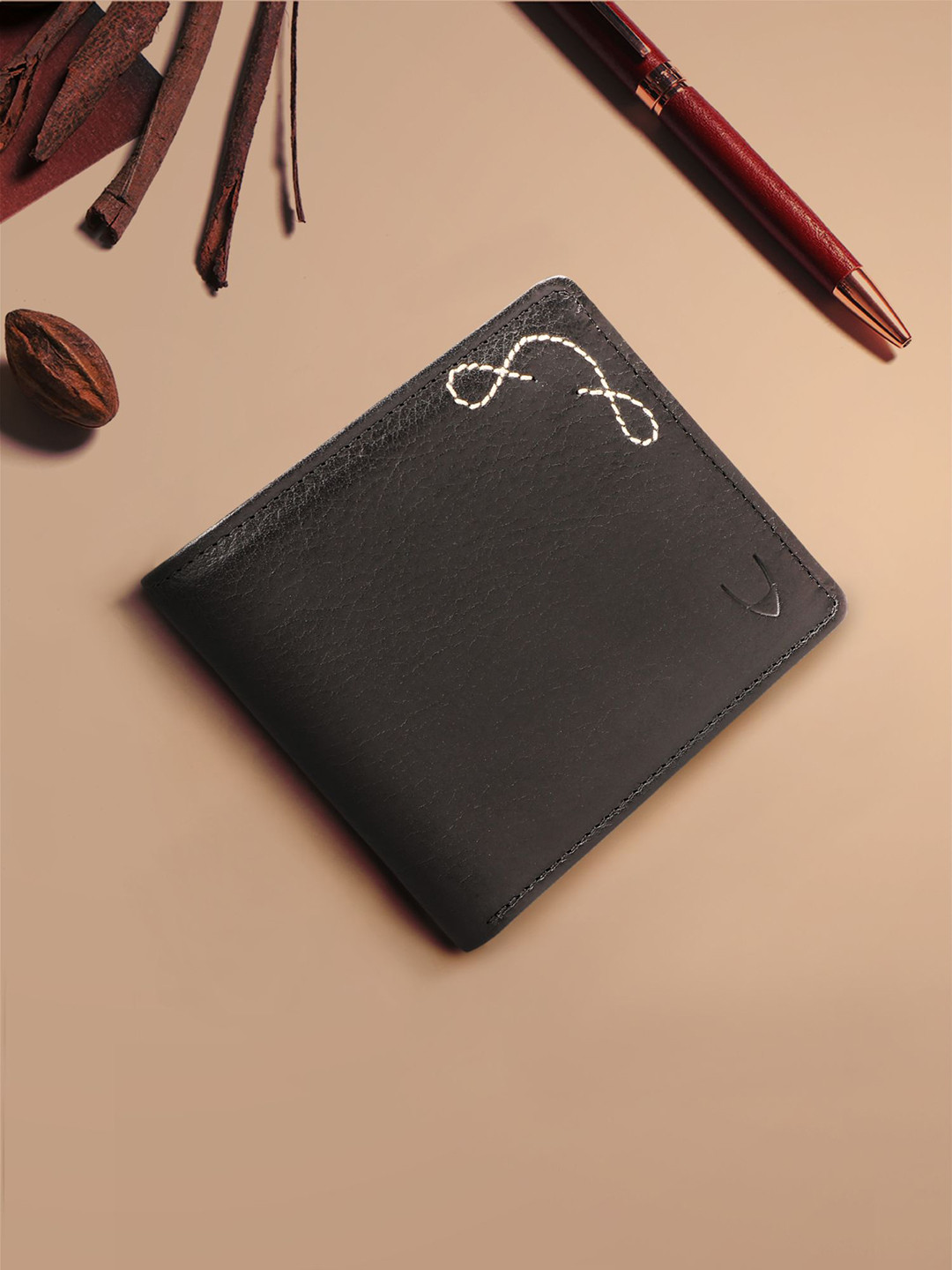 

Hidesign Men Textured Embroidered Leather Two Fold Wallet, Black