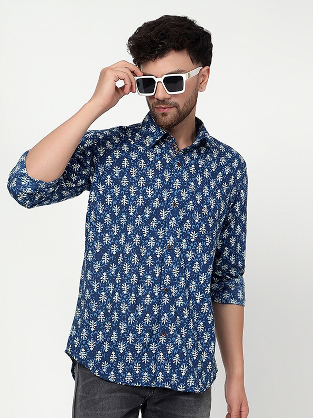 

Spring Soul Comfort Opaque Printed Cotton Casual Shirt, Blue