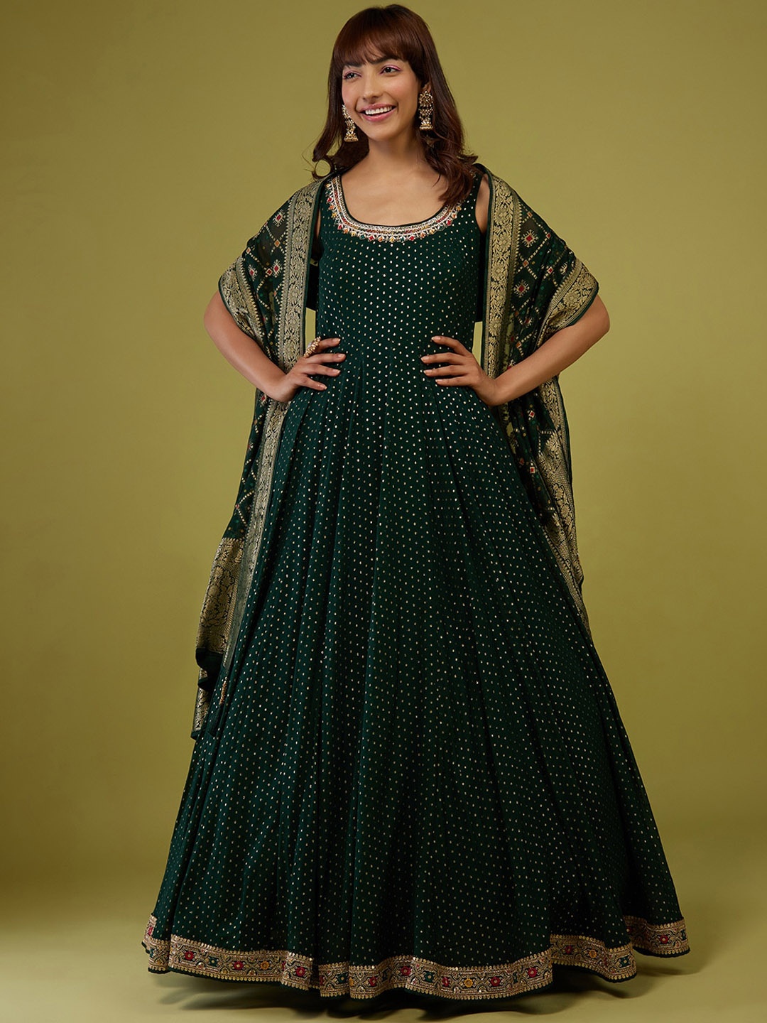 

KALKI Fashion Ethnic Motifs Embroidered Regular Kurta & Churidar With Dupatta, Green