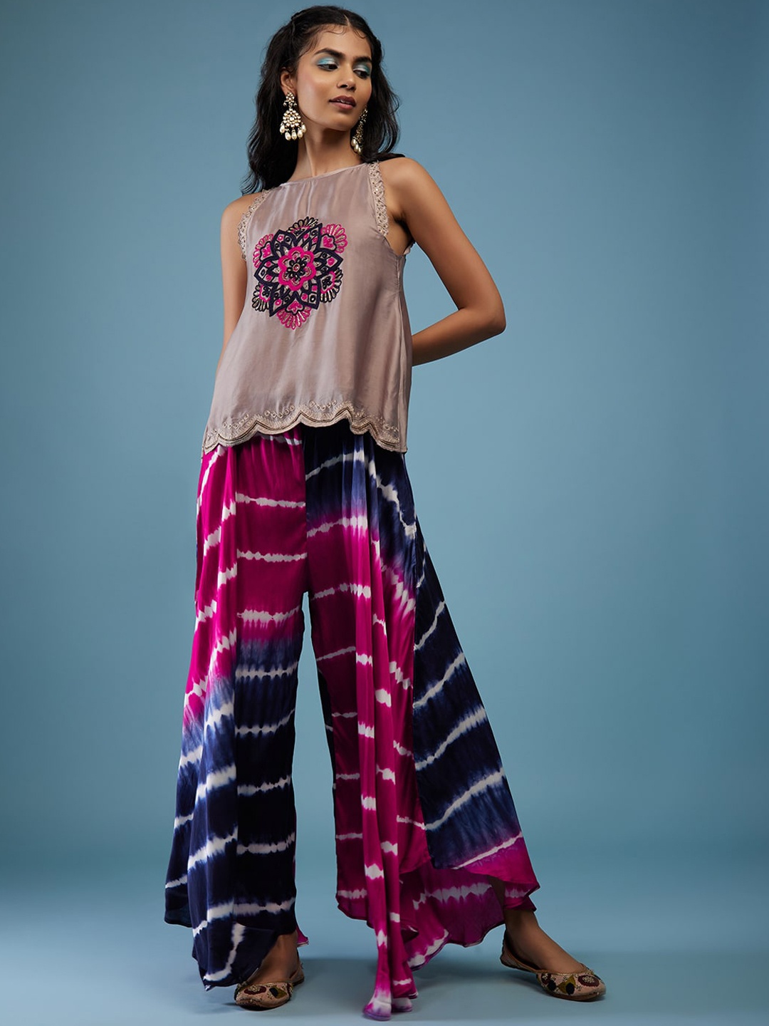 

KALKI Fashion Ethnic Motifs Embroidered Co-Ords Boat Neck Scallop Ethnic Top With Palazzos, Grey