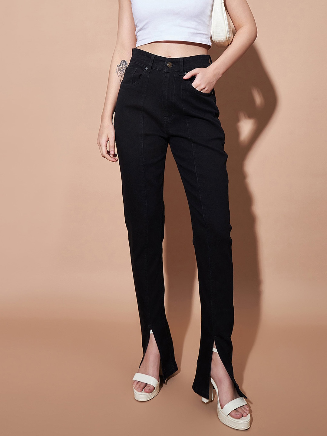

SASSAFRAS BASICS Women Skinny Fit Mid-Rise Clean Look Slit Jeans, Black