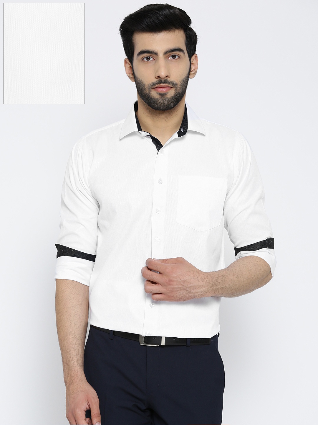 

Shaftesbury London Men White Slim Fit Self Design Formal Shirt