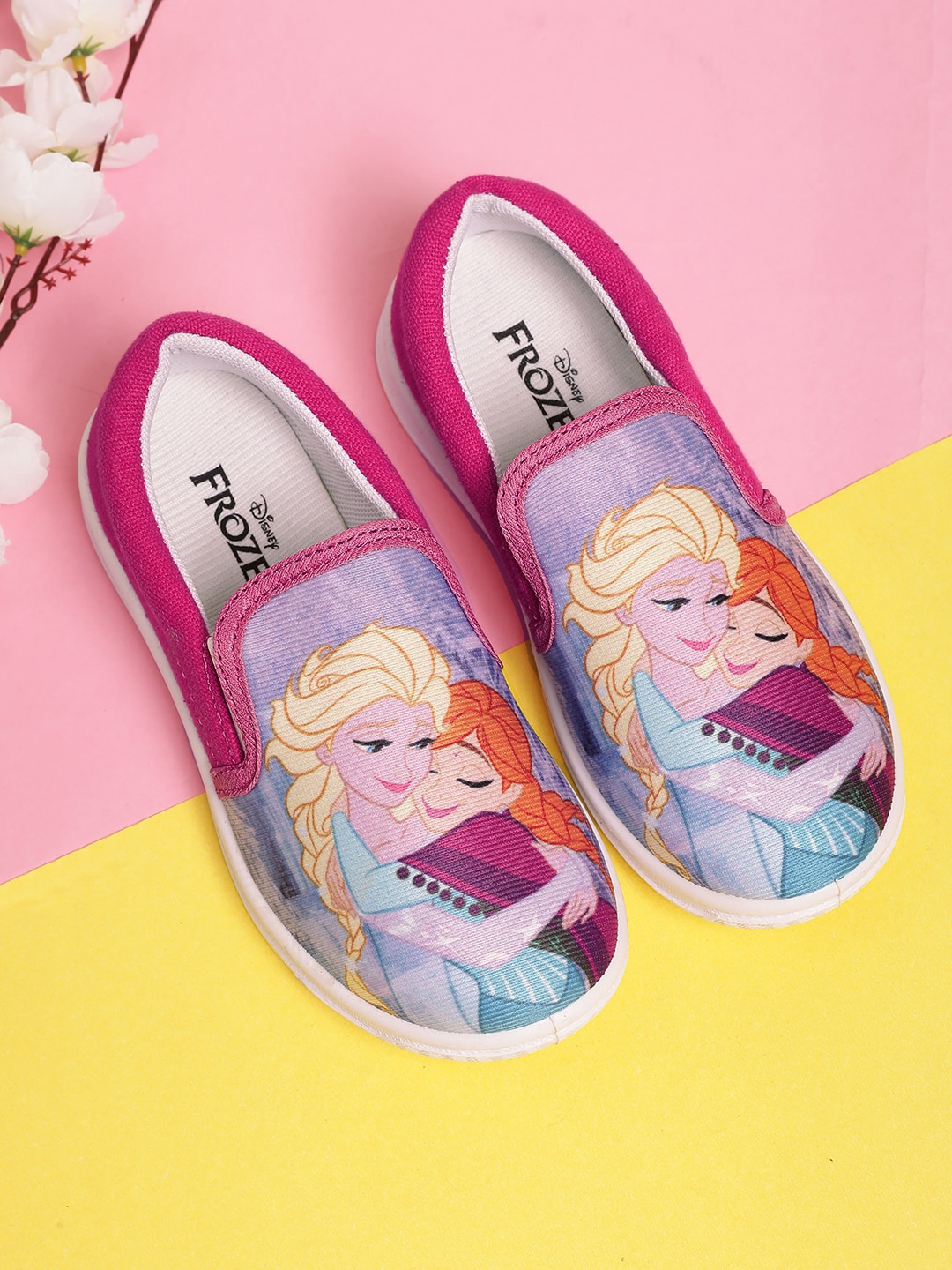 

Kids Ville Girls Frozen Printed Textile Contrast Sole Slip-On Sneakers, Pink