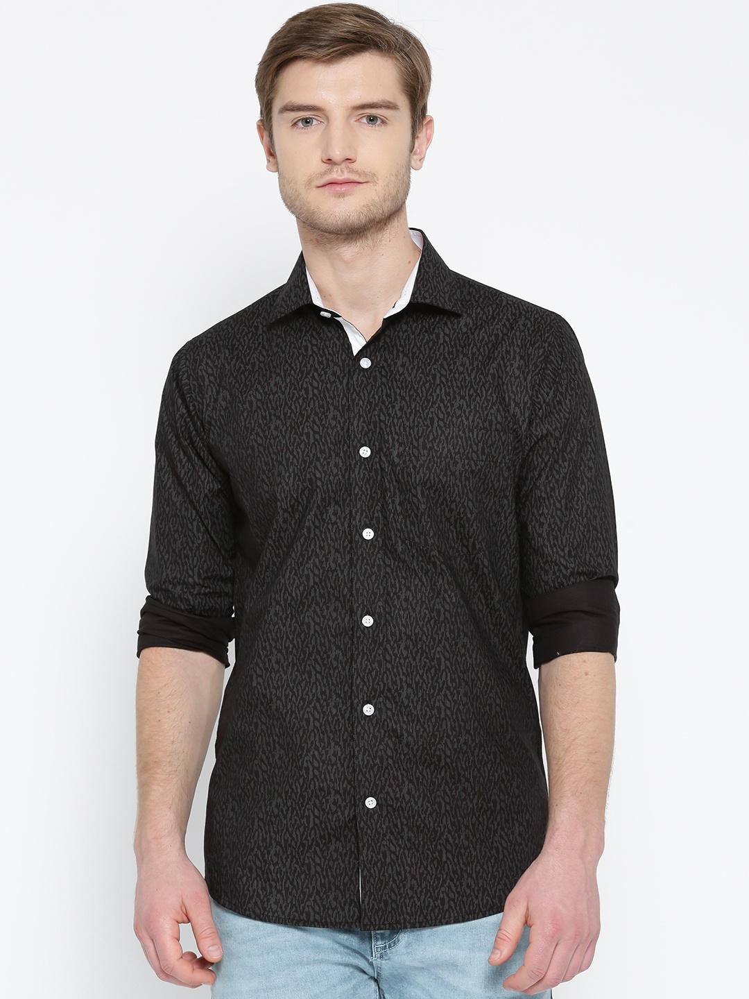 

Shaftesbury London Men Black Smart Slim Fit Printed Casual Shirt