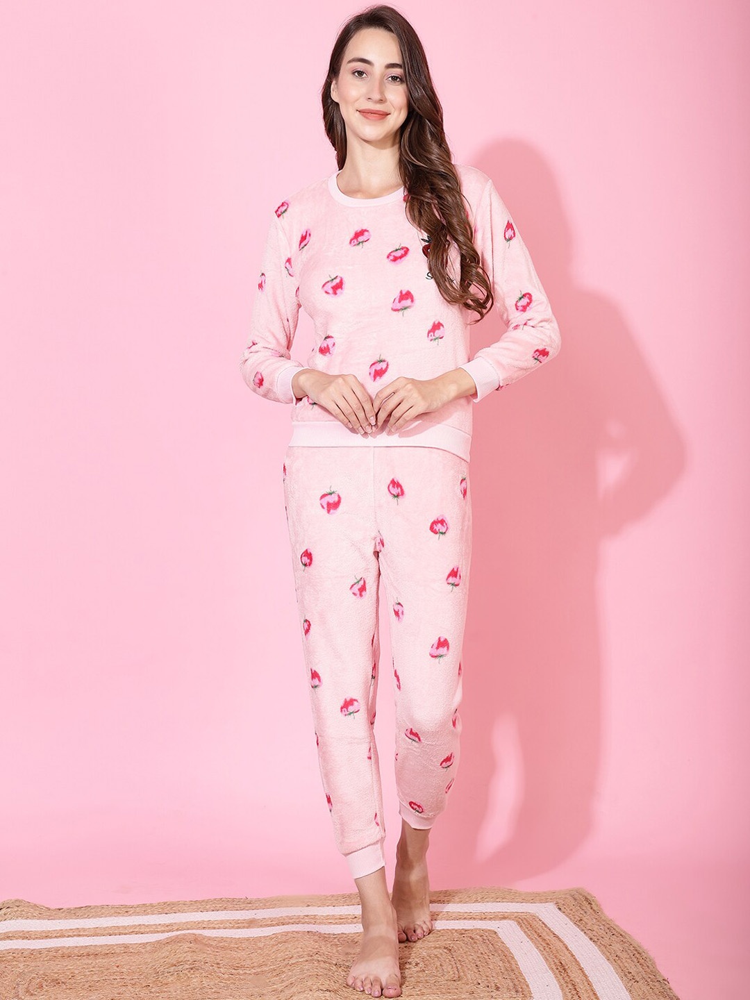 

TAG 7 Women Pink Strawberry Print Fur Night Suit