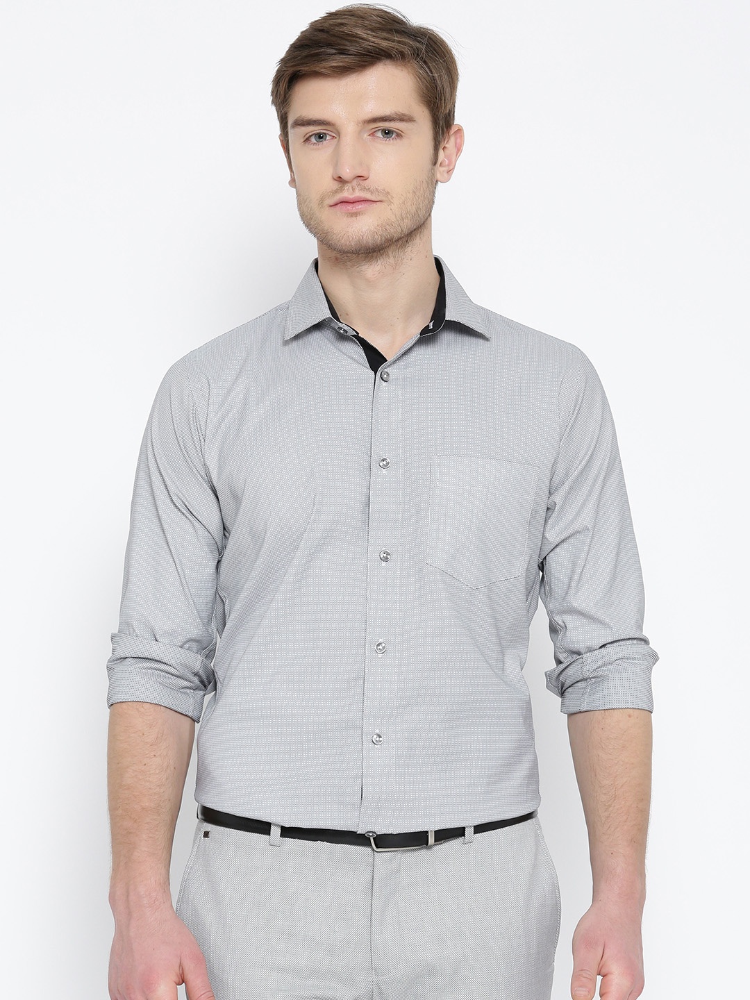 

Shaftesbury London Men Grey Smart Slim Fit Checked Semiformal Shirt