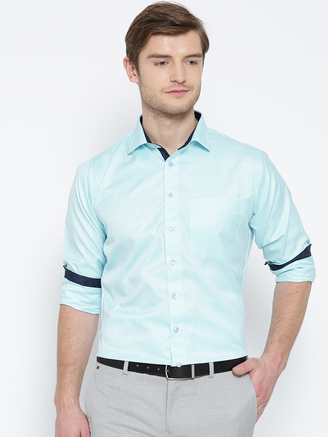 

Shaftesbury London Men Blue Smart Slim Fit Self-Design Semiformal Shirt