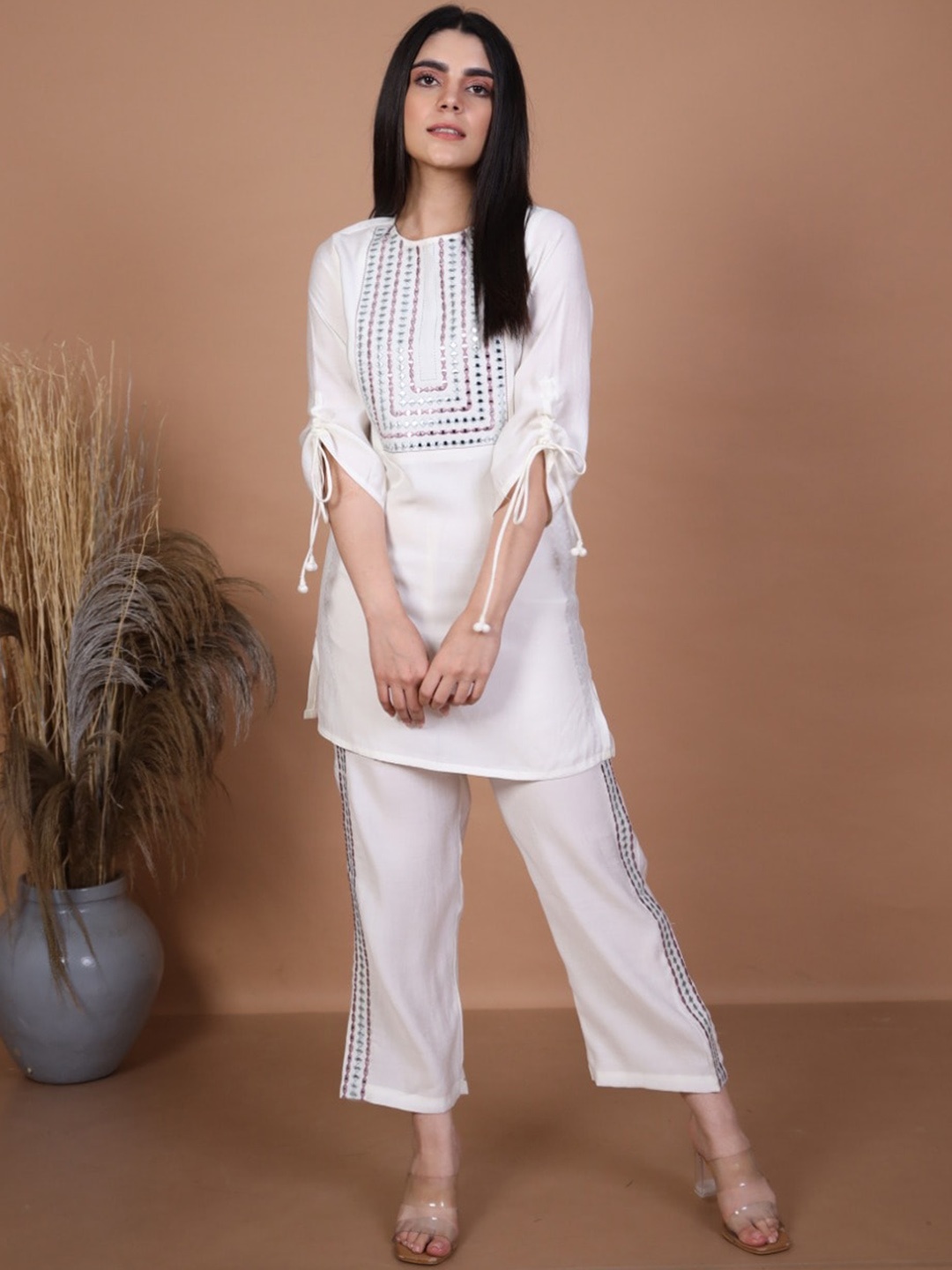 

AUTUMN LANE Embellished Top With Trousers, White