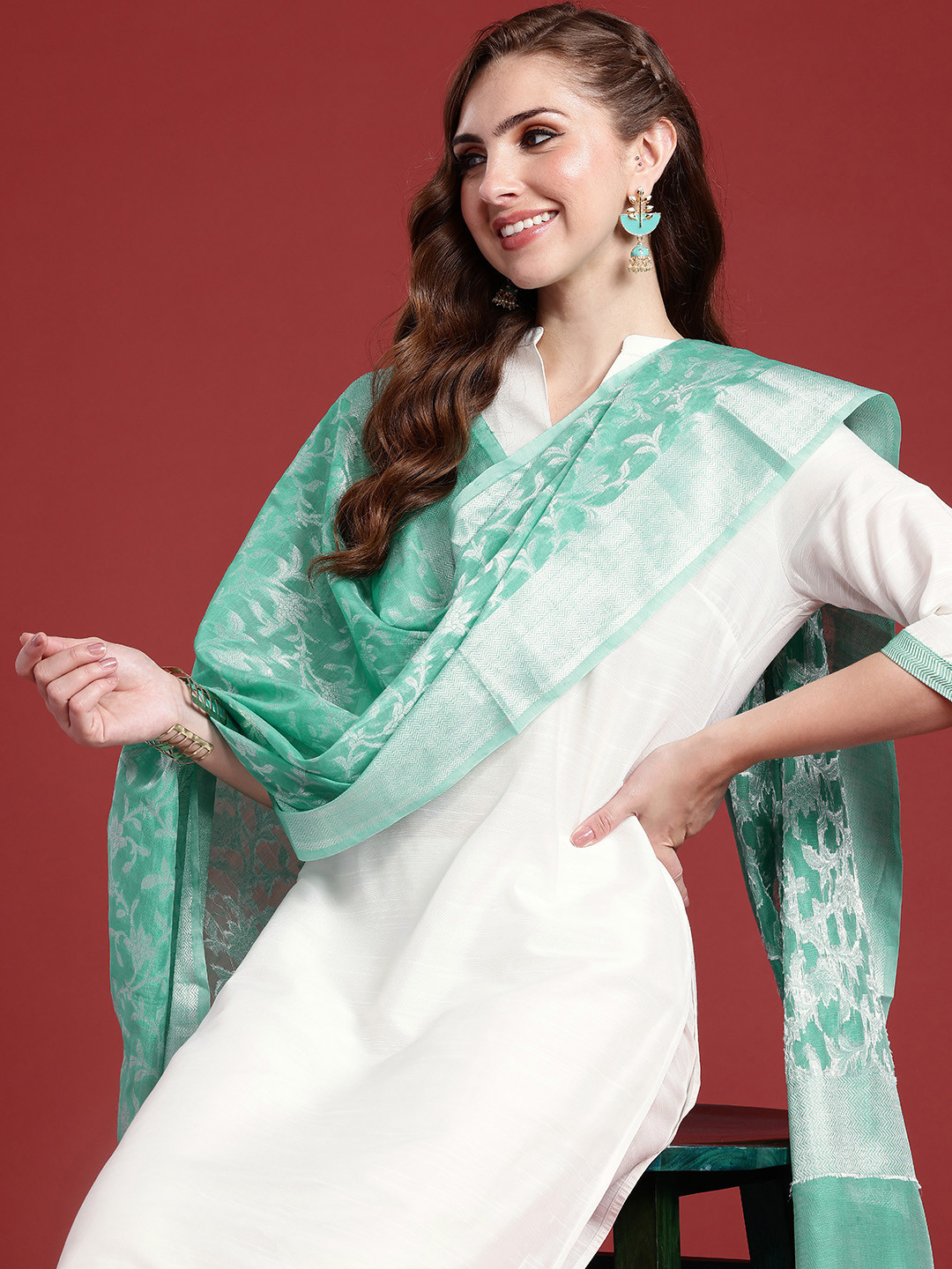 

Anouk Women Solid Regular Kurta with Trousers & With Dupatta, White