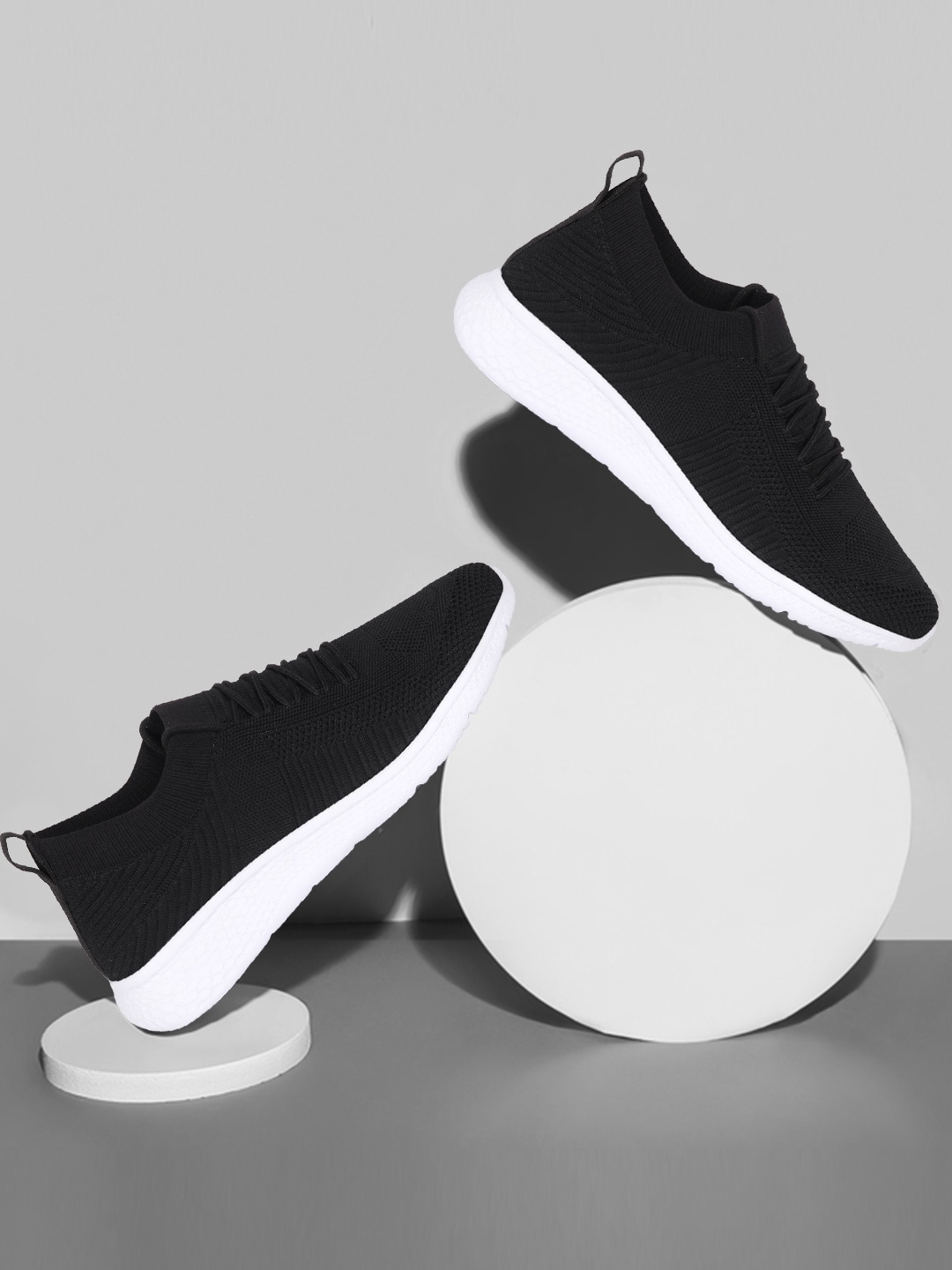 

SPRENGE Men Textured Lightweight Slip-On Sneakers, Black