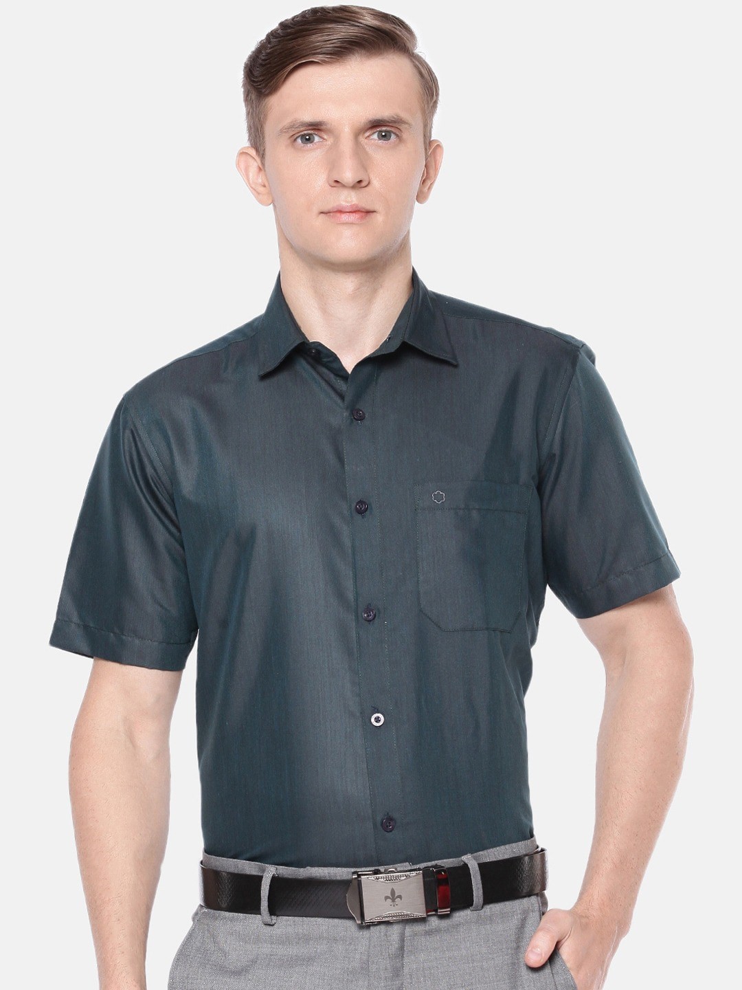 

Jansons Spread Collar Short Sleeves Formal Shirt, Green