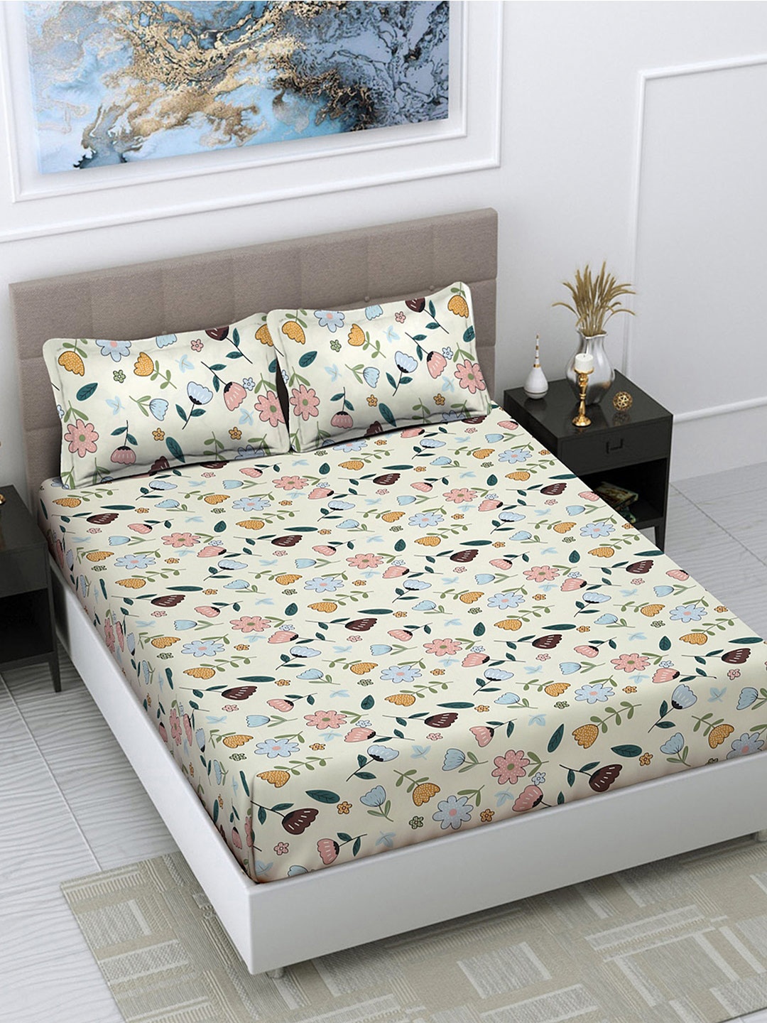 

FABINALIV Cream-Coloured & Pink Floral Print 300 TC Fitted King Bedsheet & 2 Pillow Covers