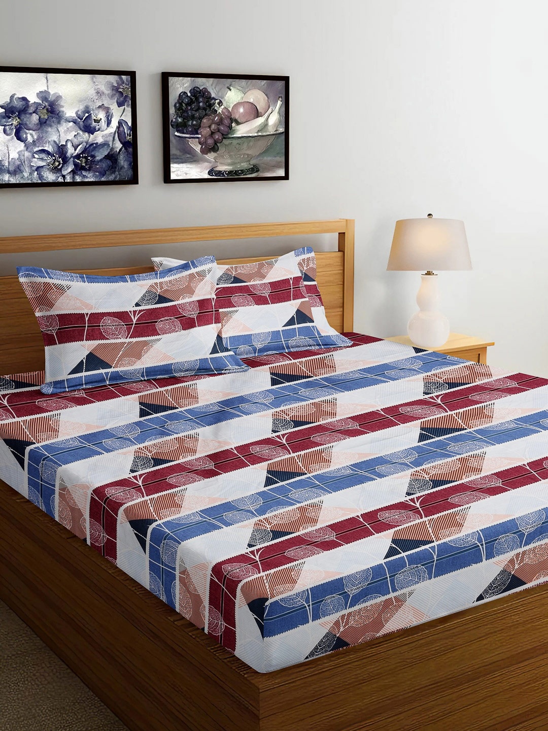

FABINALIV White & Red Floral Print 300 TC Fitted King Bedsheet & 2 Pillow Covers