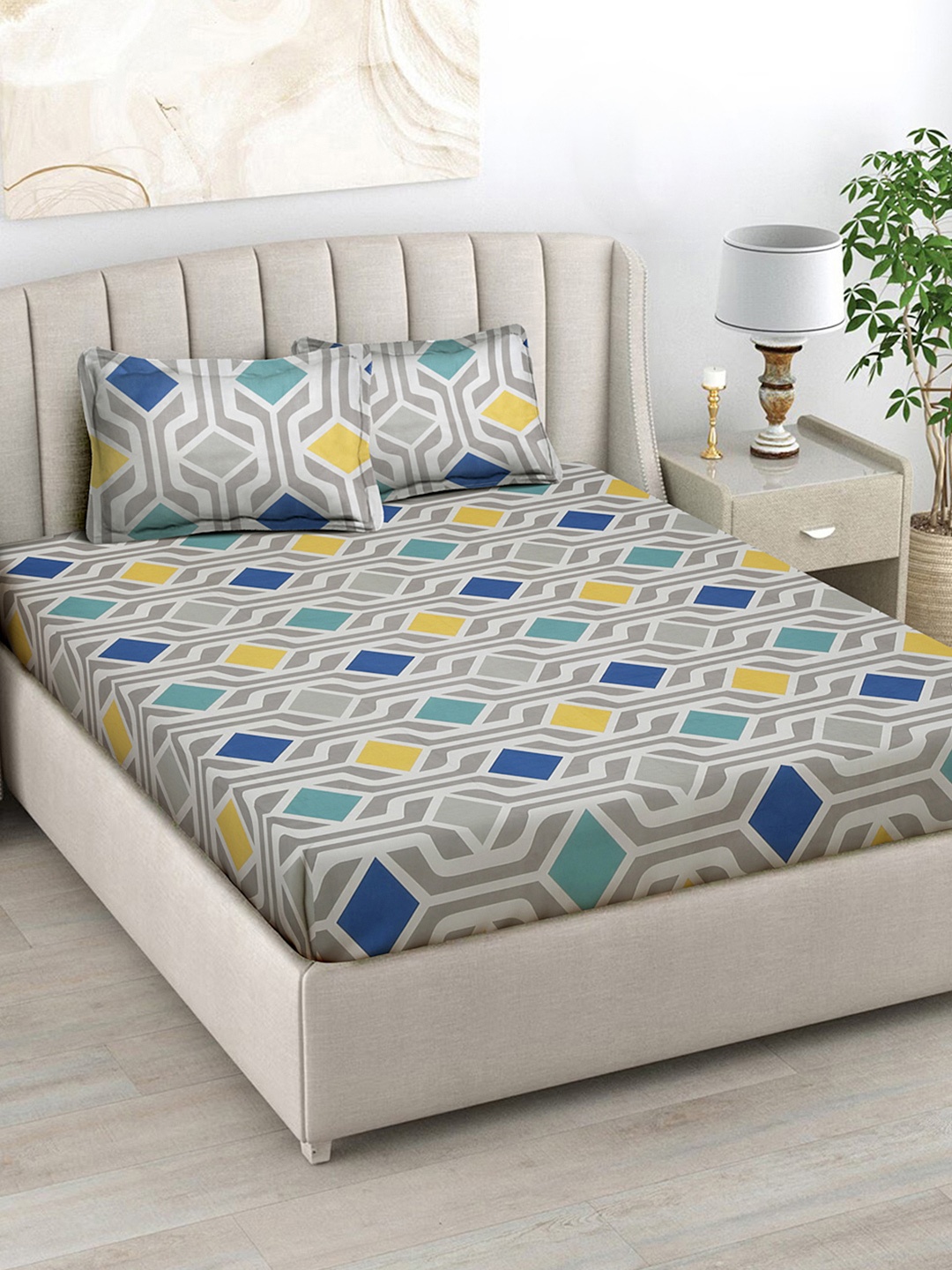 

FABINALIV Grey & Blue Geometric Print 300 TC Fitted King Bedsheet & 2 Pillow Covers