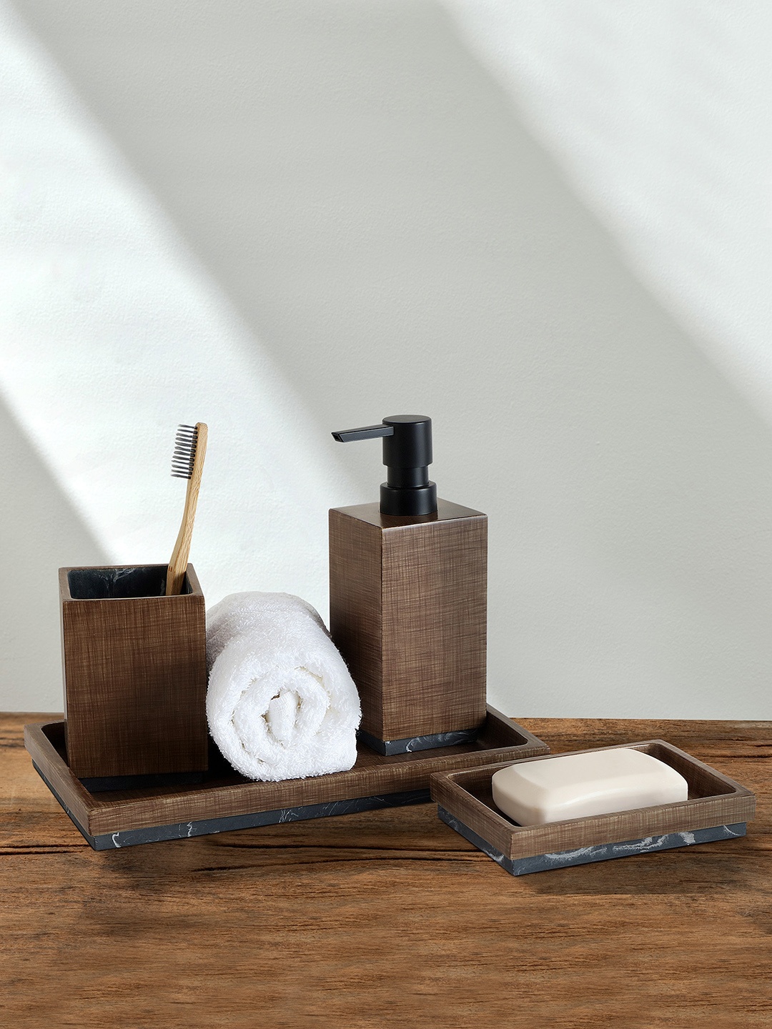 

OBSESSIONS Brown 4-Pieces Textured Classic Bathset