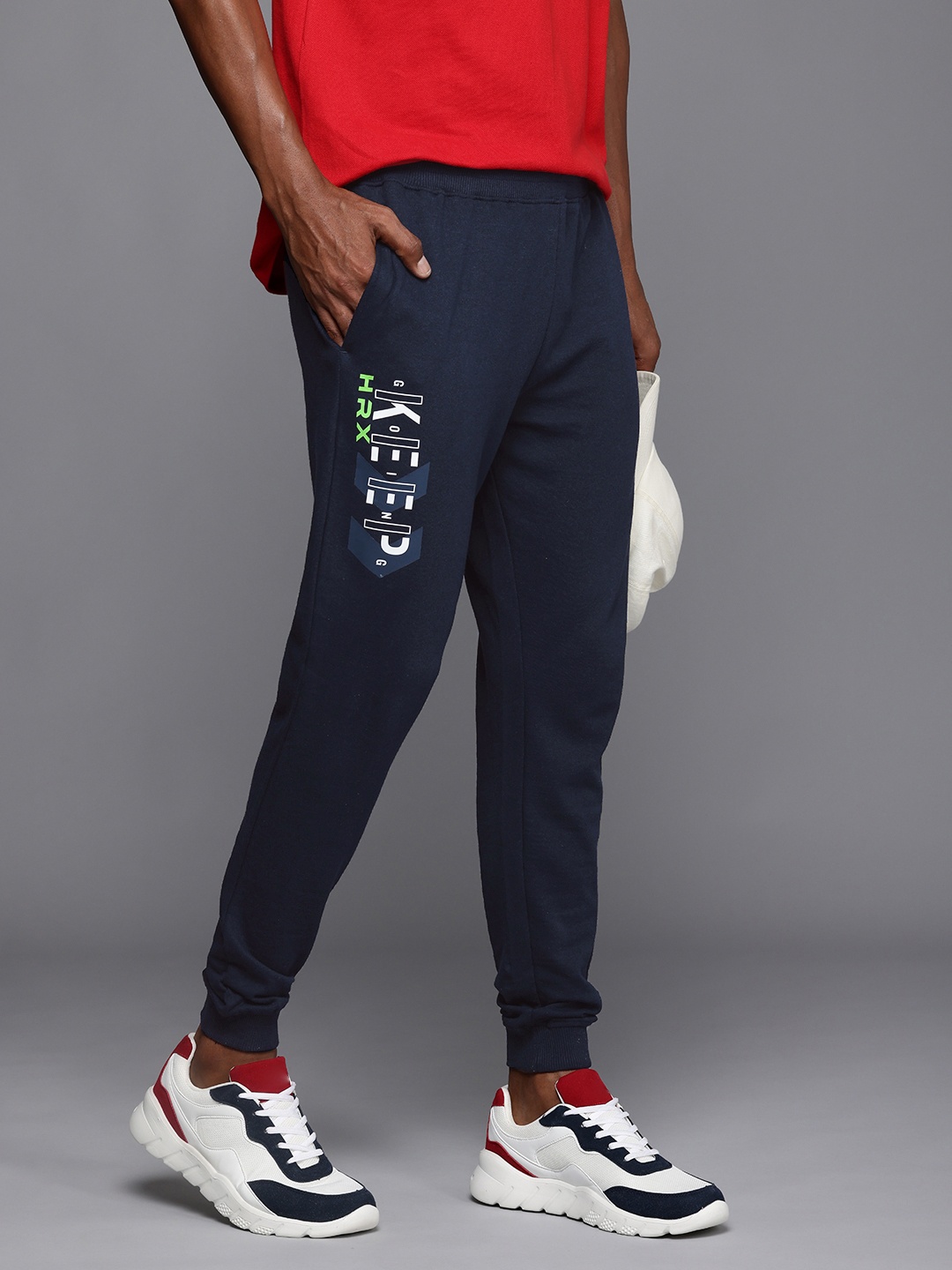 

HRX by Hrithik Roshan Men Typography Printed Regular Fit Joggers, Navy blue
