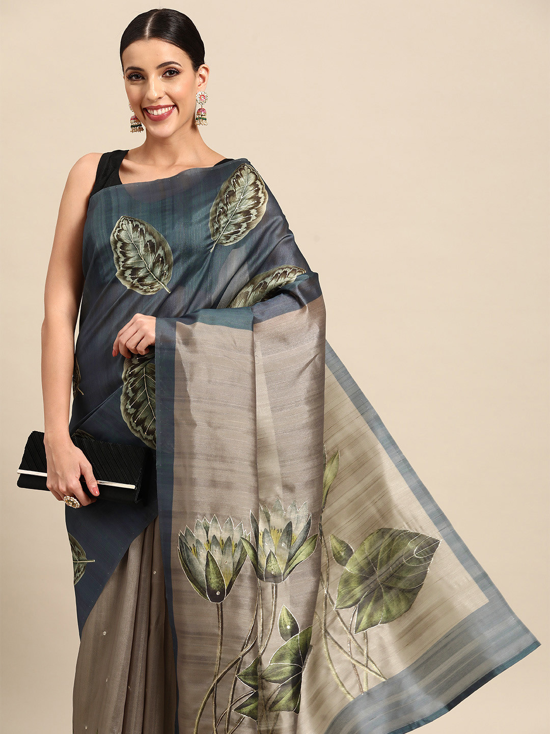 

Simaaya Floral Printed Tussar Saree, Grey