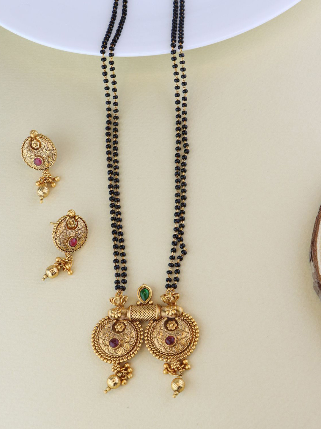 

I Jewels Gold-Plated Stone Studded & Beaded Mangalsutra With Earrings