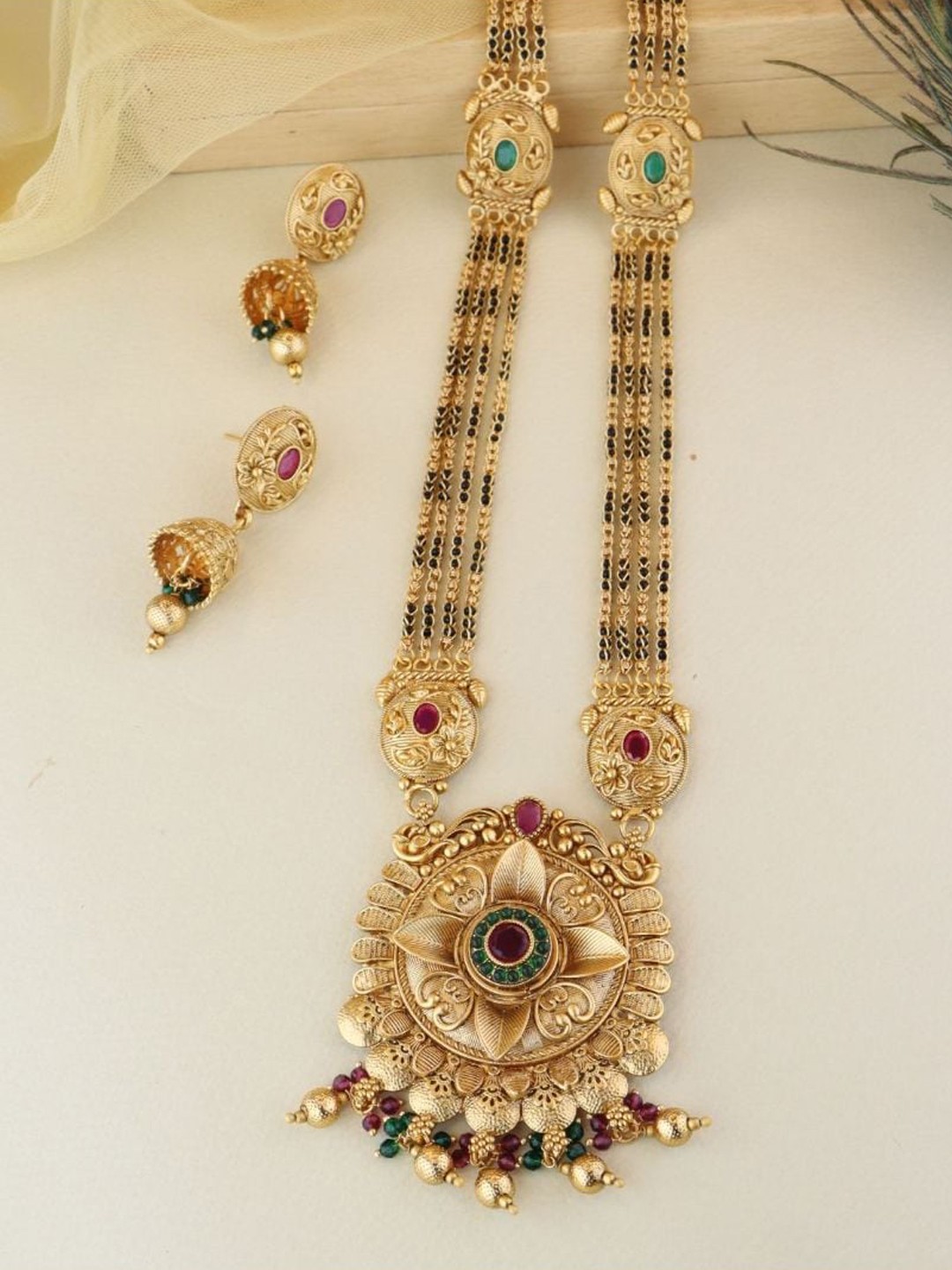 

I Jewels Gold-Plated Stone Studded & Beaded Mangalsutra Set