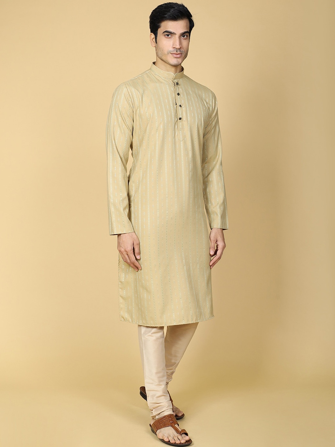 

TABARD Striped Regular Pure Cotton Straight Kurta with Churidar, Beige