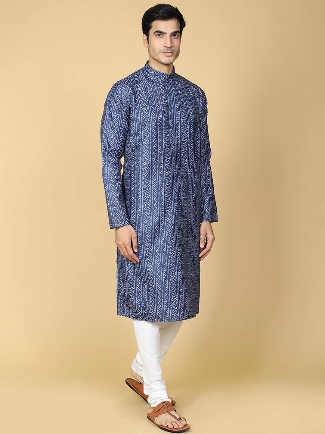 

TABARD Geometric Printed Regular Pure Cotton Kurta with Churidar, Blue