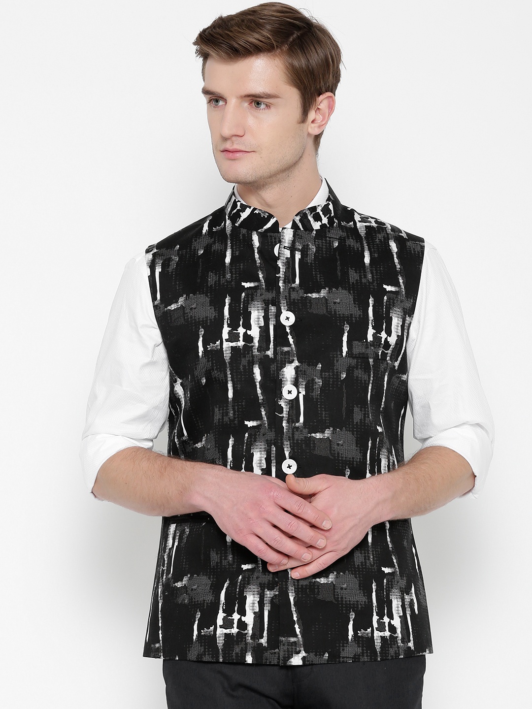 

Shaftesbury London Black & White Printed Nehru Jacket