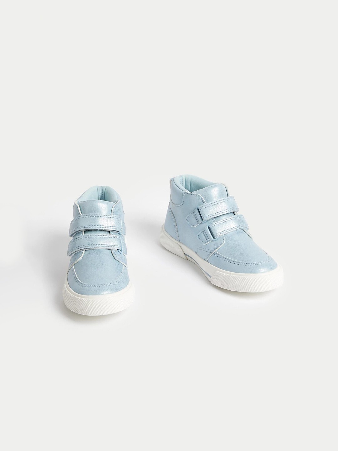 

Marks & Spencer Boys Mid Top Comfort Insole Contrast Sole Sneakers, Blue