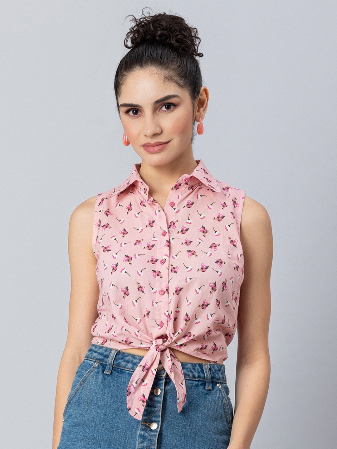

Moomaya Floral Printed Shirt Collar Tie-Ups Cotton Shirt Style Crop Top, Pink