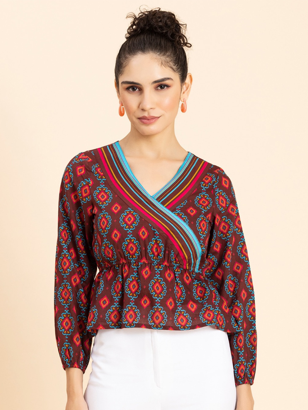 

Moomaya Ethnic Motifs Printed V-Neck Puff Sleeves Cotton Cinched Waist Top, Brown