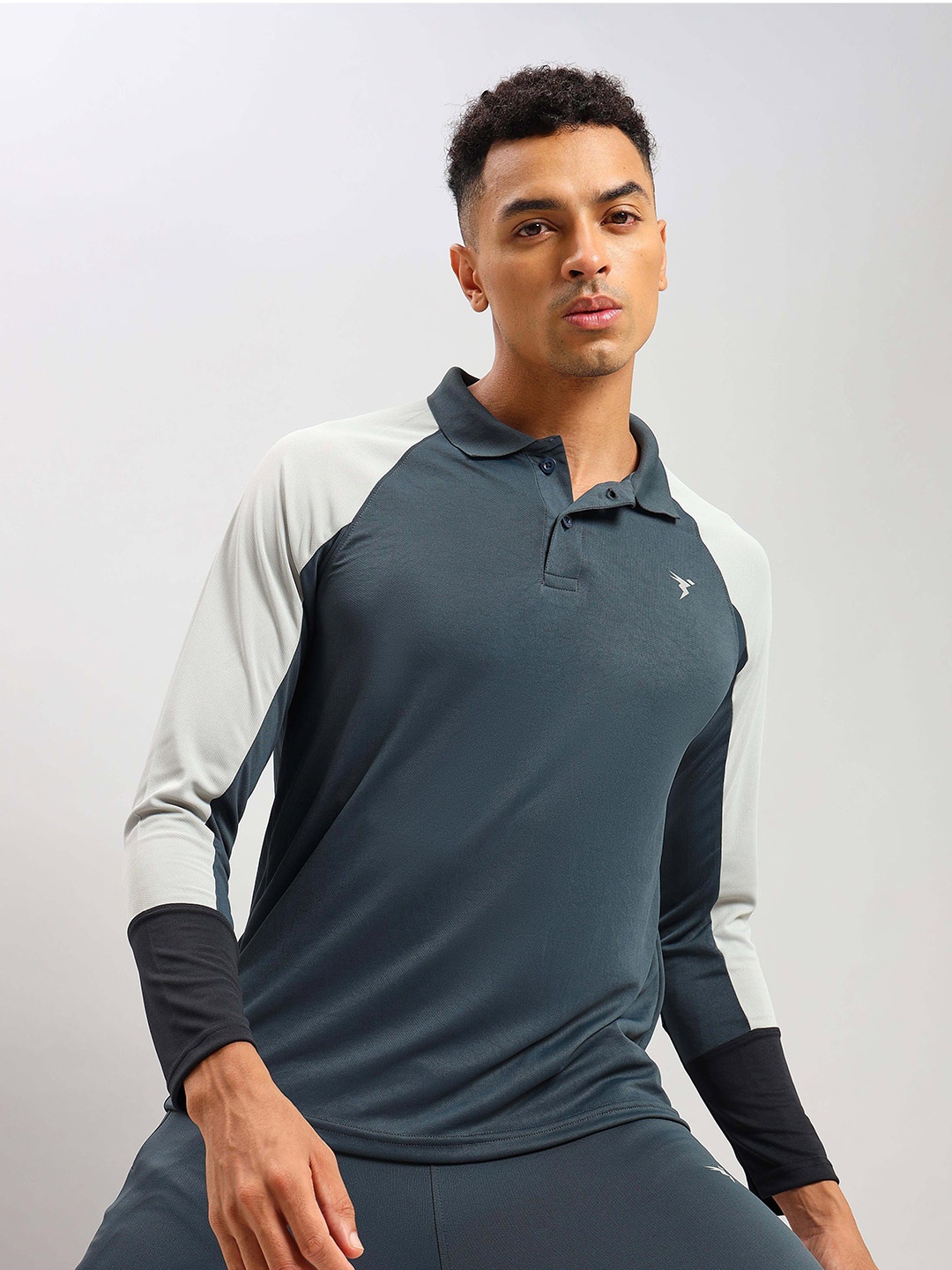 

Technosport Colourblocked Polo Collar Antimicrobial Training T-shirt, Charcoal
