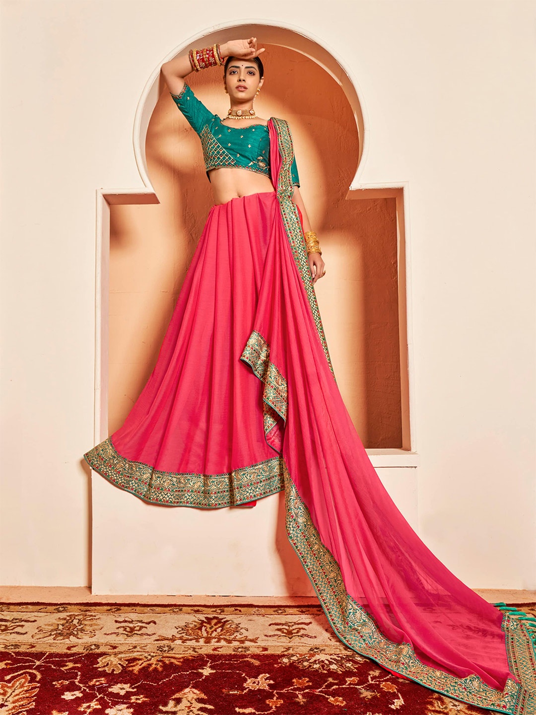 

SANSKAR Woven Design Saree, Pink