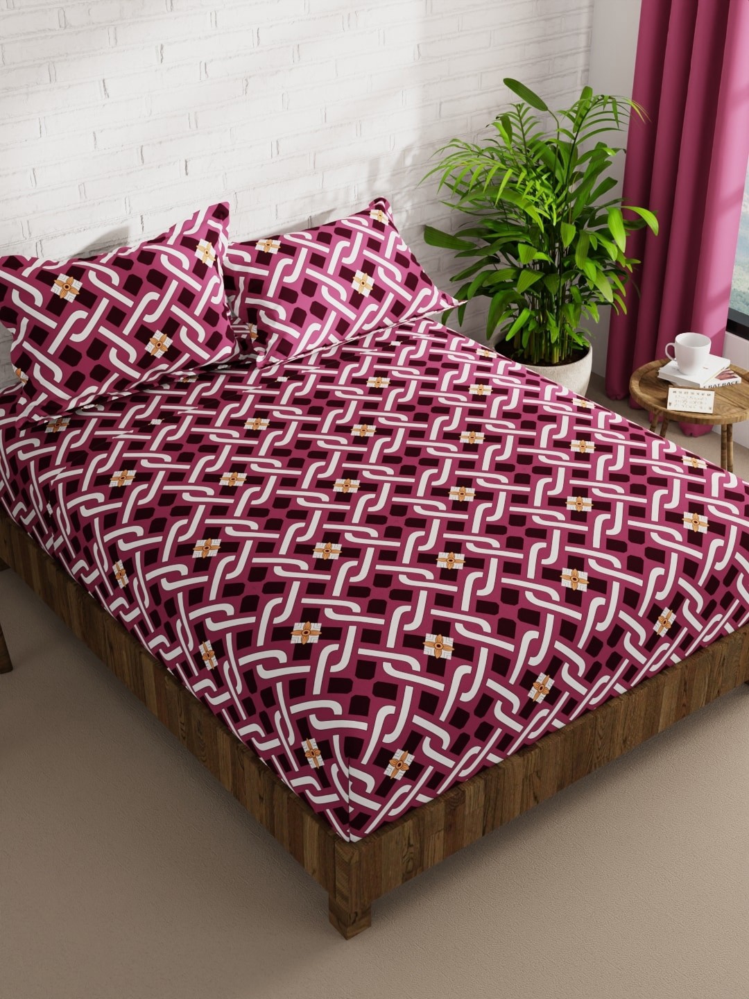 

BIANCA Envogue Purple & White Geometric Microfiber 152 TC Queen Bedsheet & 2 Pillow Covers