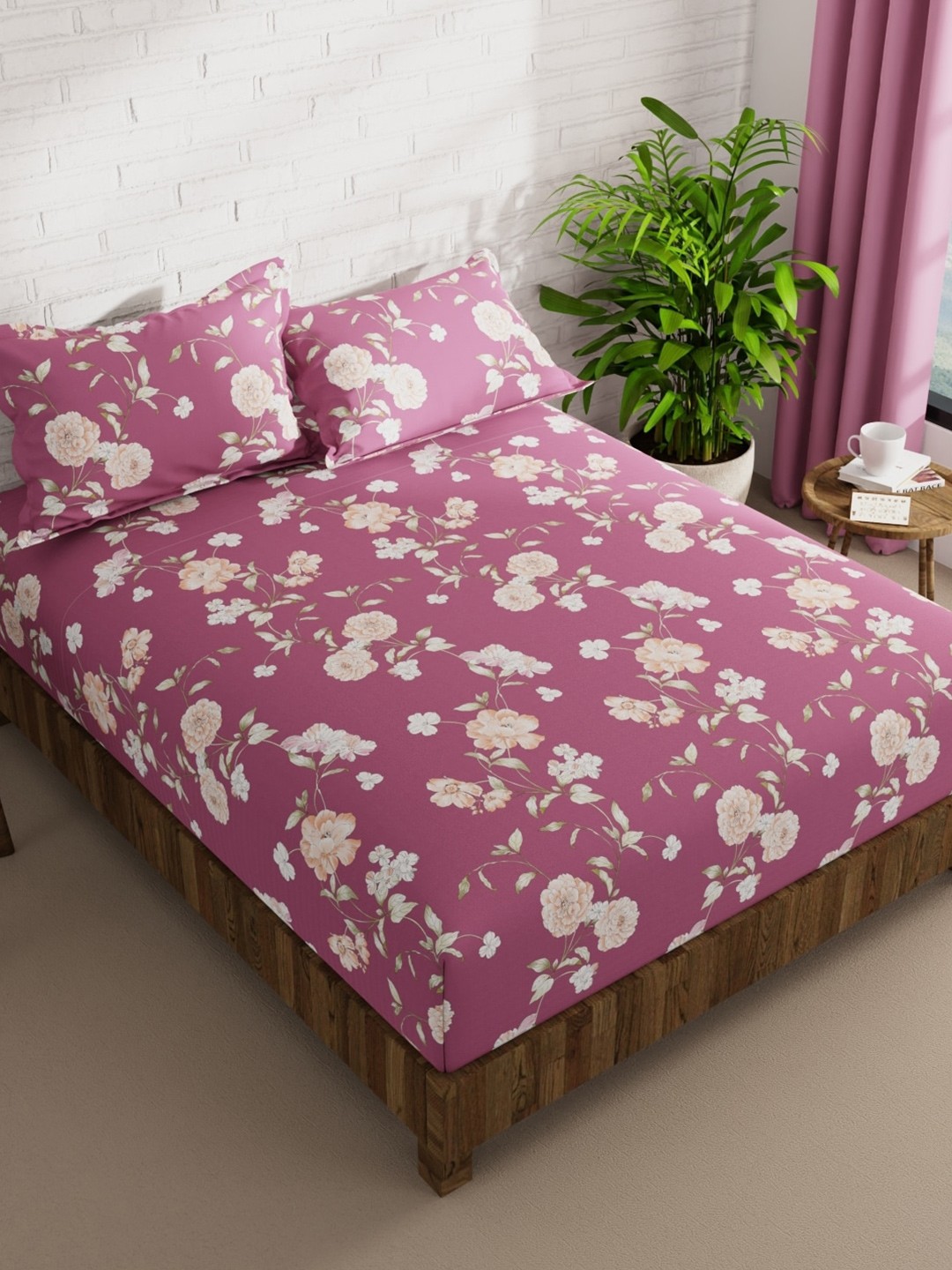 

BIANCA Envogue Pink & Cream Floral Microfiber 152 TC Queen Bedsheet & 2 Pillow Covers
