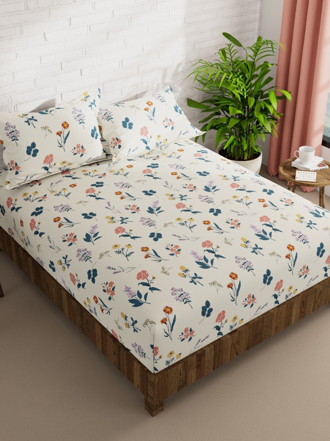 

BIANCA Envogue Beige & Green Floral Microfiber 152 TC Queen Bedsheet With 2 Pillow Covers